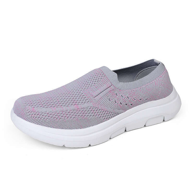 Large size Flyknit couple's walking 35-48 new mesh breathable mom trendy casual sports shoes