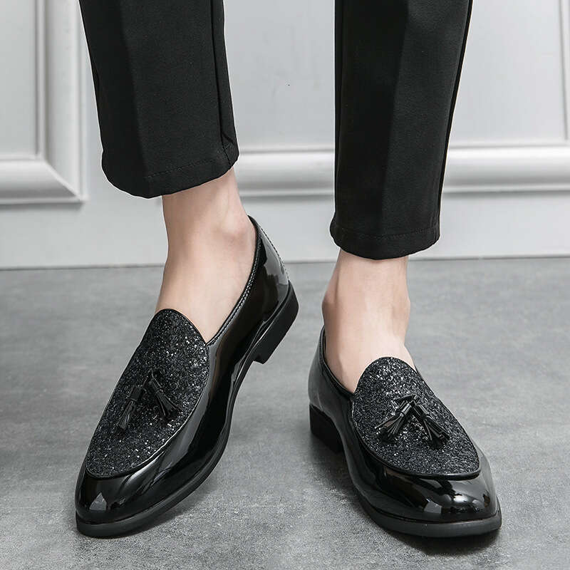 Large size glossy tassel shoes, sizes 38-46, personality trend, night club, British casual hairstylist men's shoes