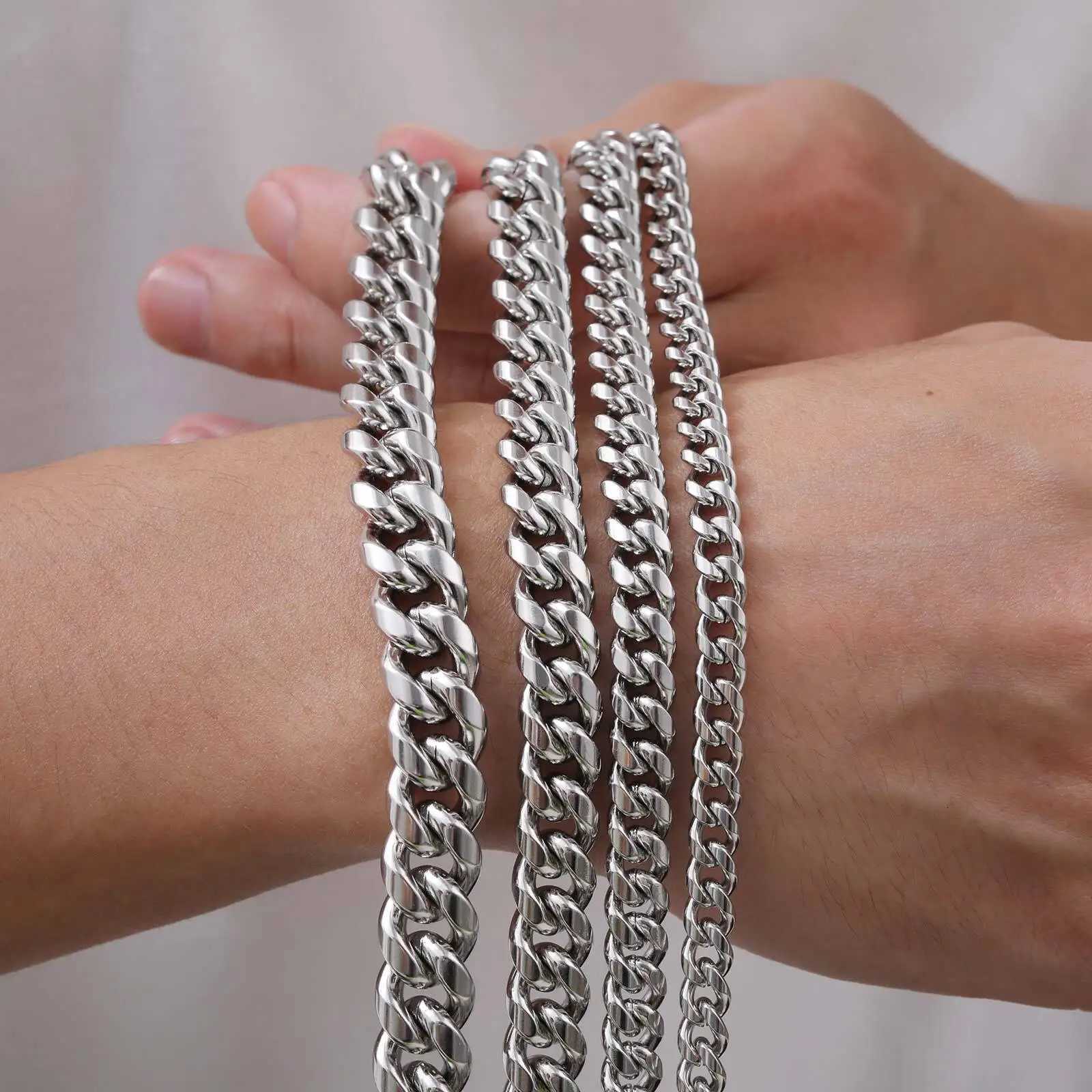 Stainless Steel Cuban Chain Bracelets for MenSilver Gold Black Color Miami Curb Link Chain WristbandClassic Punk JewelryXJ251105