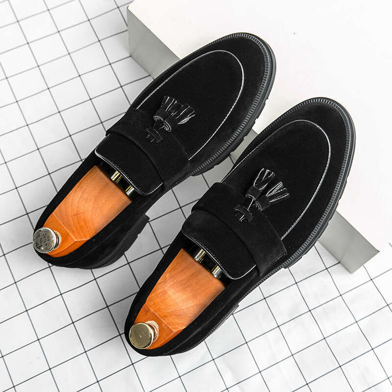 Large size 46 new matte fringed fashionable men's business formal leather shoes, one foot lazy shoes