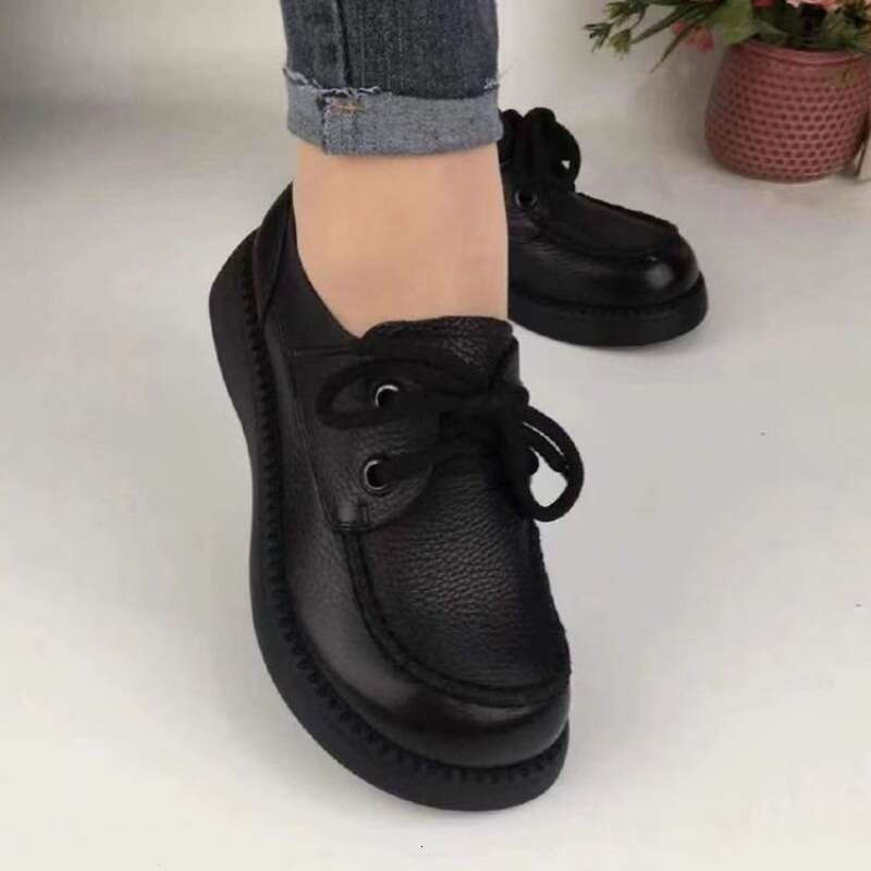 Little for Women 2024 New Women's Face Soft Leather Casual Versatile Thick Bottom Le Fu Single Shoes