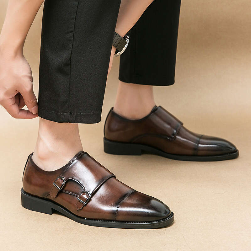 Men's in plus size, new casual fashionable men's business dress shoes, trendy banquet and wedding leather shoes
