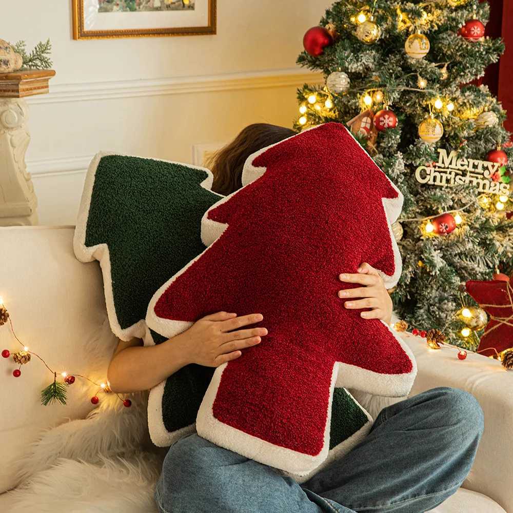 American Red Green Christmas Tree Shaped Plush Pillow Home Living Room Sofa Christmas Atmosphere Decoration Pillow Cushion Y251105