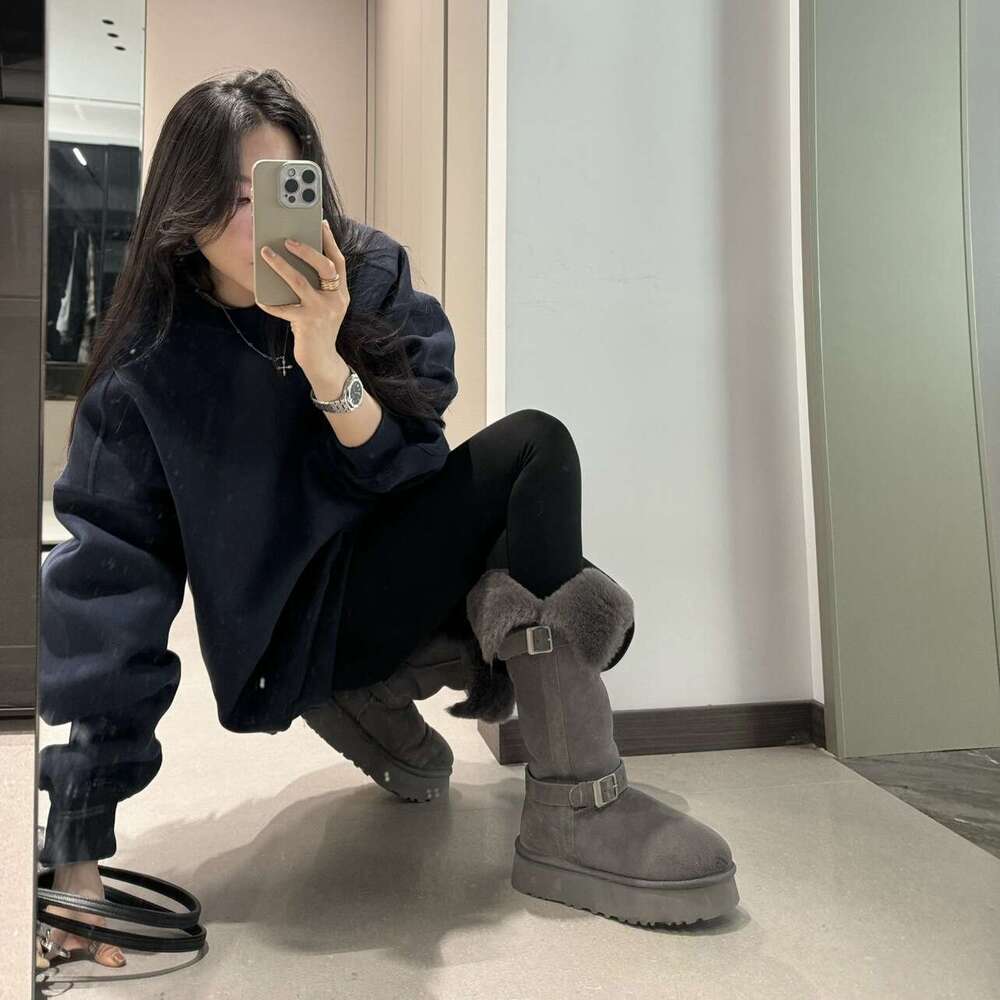 Edition Cowhide Snow Women Vintage 2025 Designer Shoe New Over-the-Knee Long Riding Boots