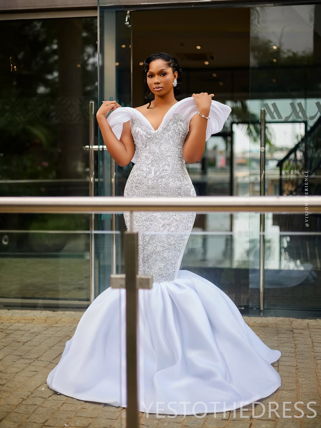 2026 Aso Ebi Mermaid Wedding Dress For Bride Bridal Gowns Lace Off Shoulder Crystals Rhinestones Appliqued Beaded Lace Crystals Wedding Gowns for Blac