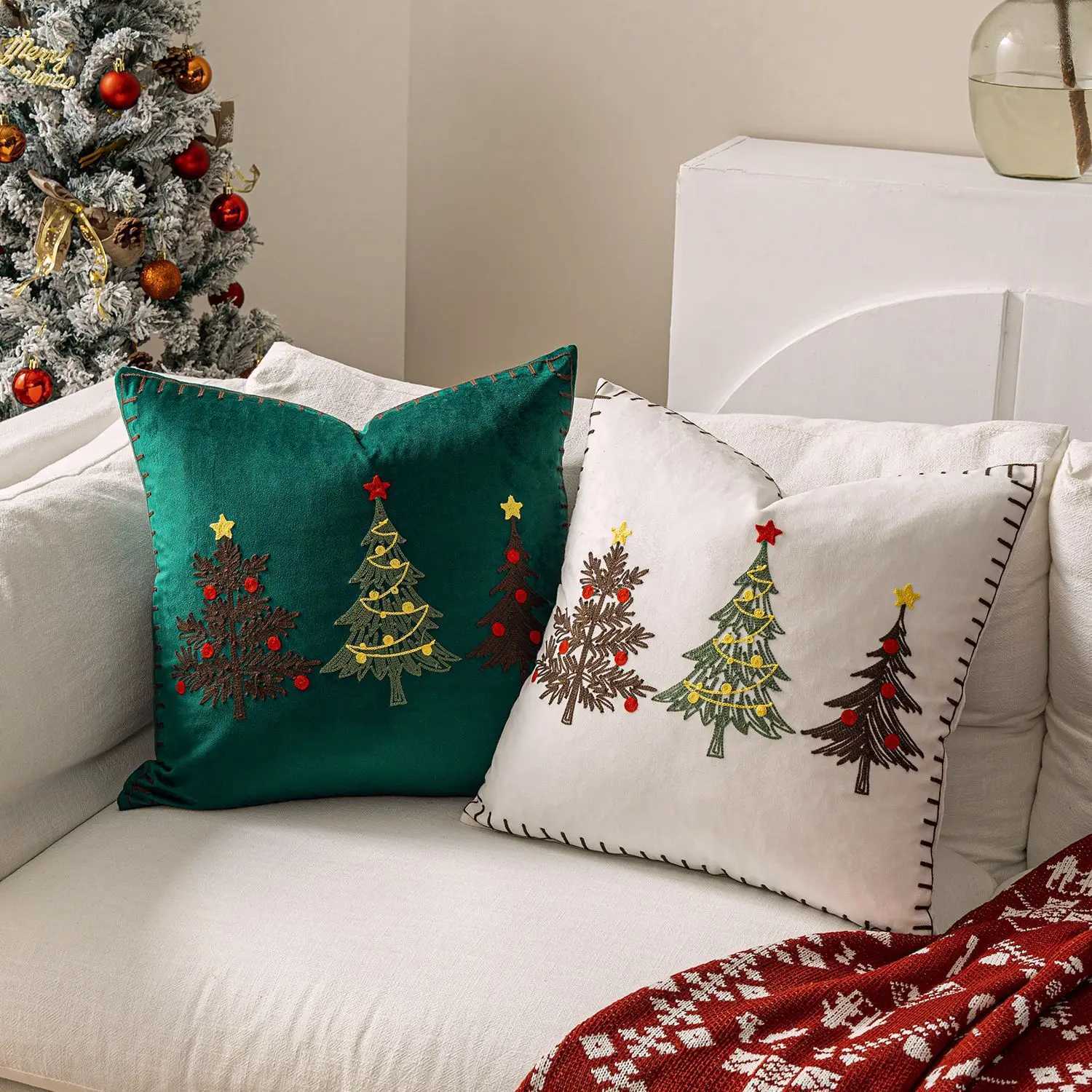 Christmas Tree Embroidered Velvet Cushion Cover 45x45cm Solid Color Pillow Case for Xmas New Year Home Decor Party Gift Y251105
