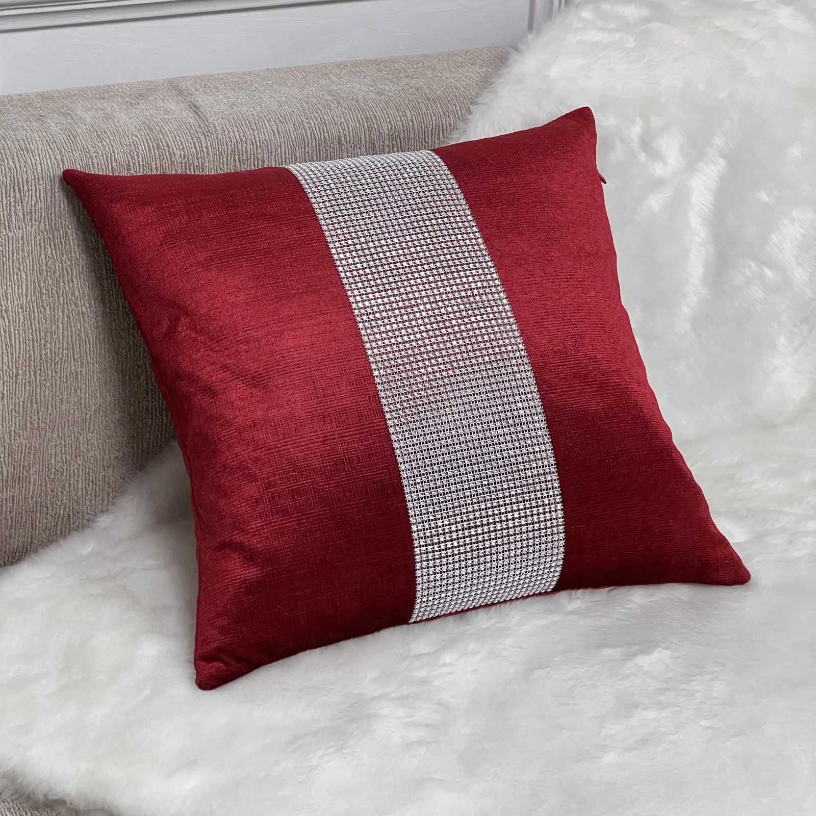 Polyester Plaid Plush Fabric Cushion Shiny Decoration Diamond Cushion Hugging Pillowcase Holiday Party Stylish Simple 1Pc Y251105