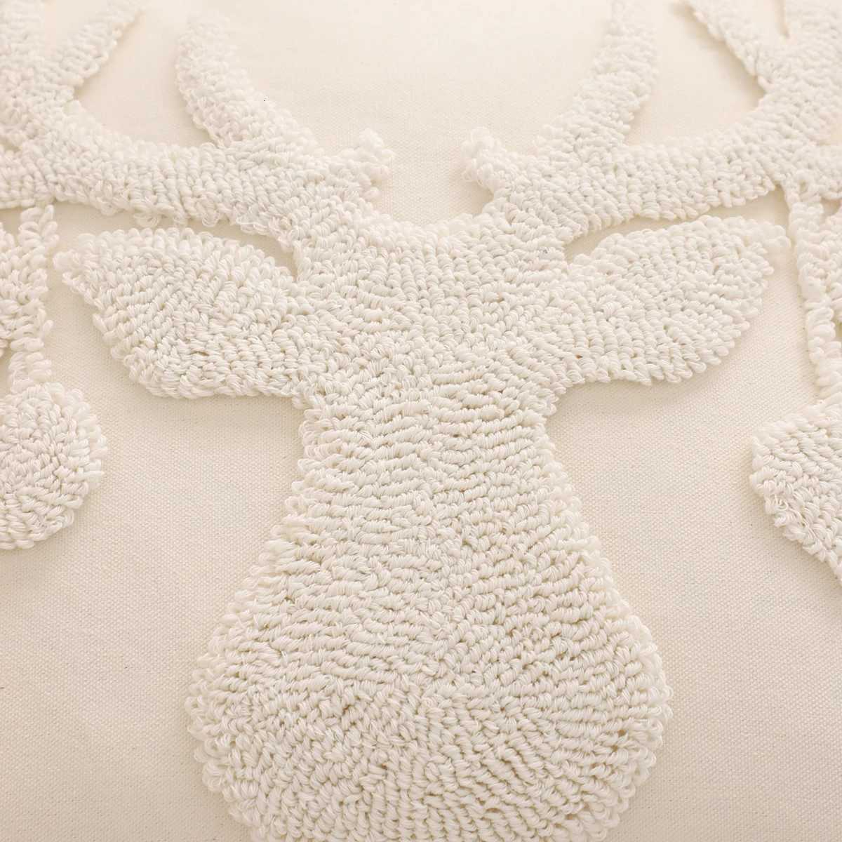 Tufted Throw Pillow Cover Christmas Decoration Canvas Christmas Reindeer Winter Farmhouse Home Sofa Living Room Y251105