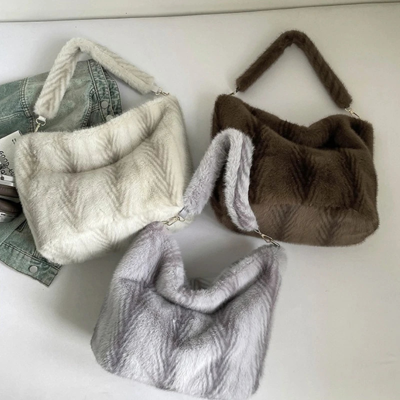 Faux Fur Womens Bucket Shoulder Bags Fashion Soft Plush Female Stripes Handbags Large Capacity Ladies Furry Tote Bag 251104