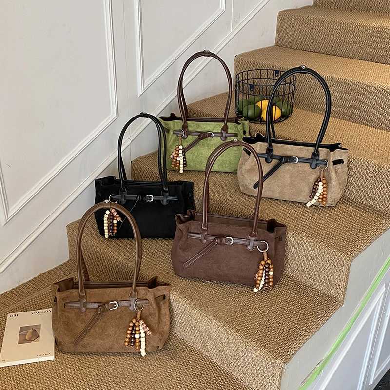 Stylish Vintage Solid Color Imitation Suede Women Shoulder Bag Pendant Buckle Decoration Large Capacity for Outings Commuting Z251104