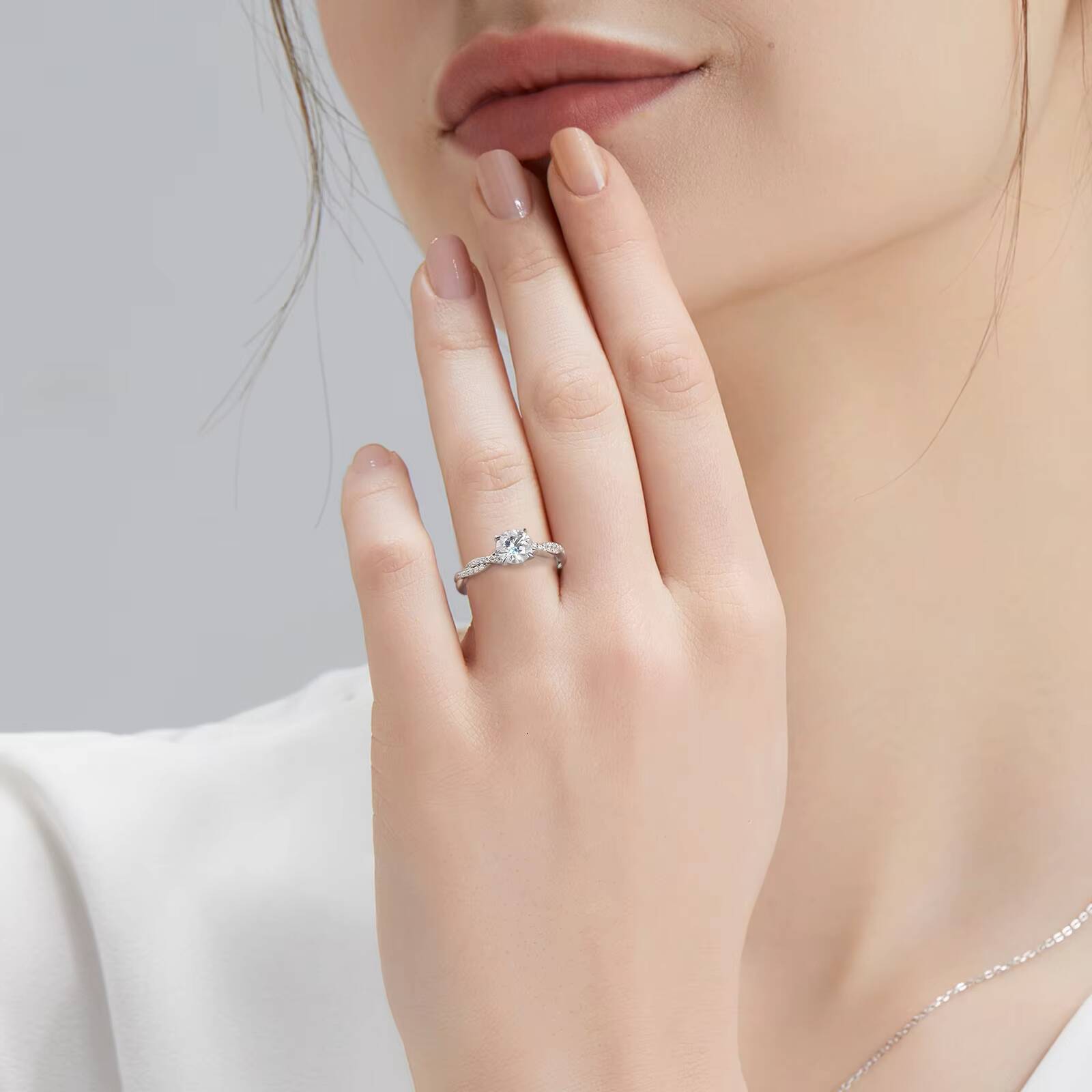 Wedding Moissanite 925 Sterling Silver 4 Prong Petite Twisted Vine 10 CT GRA VVS Diamond Engagement Women Promise Bridal Ring