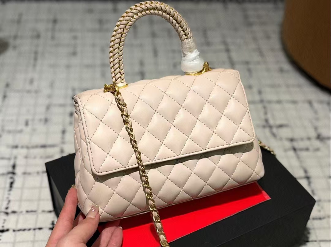 Designer Bag handle bag Women's Crossbody Bag Luxury Bag Metal Chain Luxury Handbag Classic Beautiful Shoulder Bag High Quality