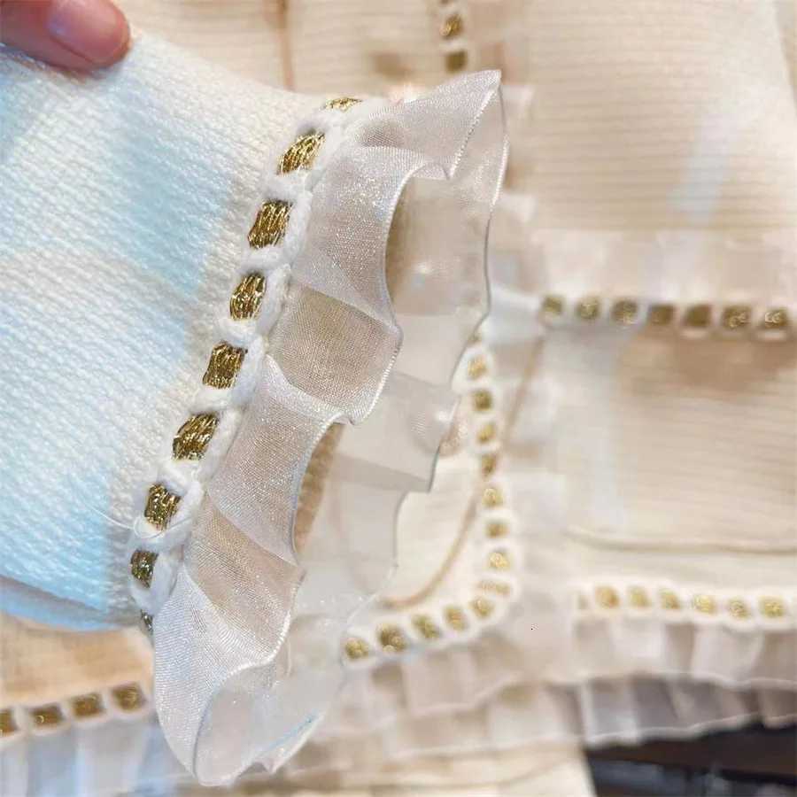 Childrens Clothing Sets Lace Coat Pleated Skirt 2pcs Sets Toddler Girl Clothes Winter Kids Clothes Baby Girl Outfit Set Y251105