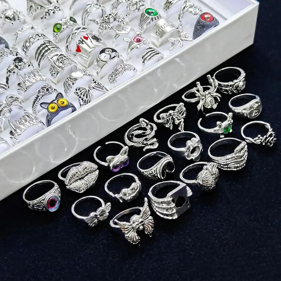 20Pieces Vintage Punk Skull Snake Rings Set For Women Men Mix Style Gothic Animal Spider Party Jewelry 251031