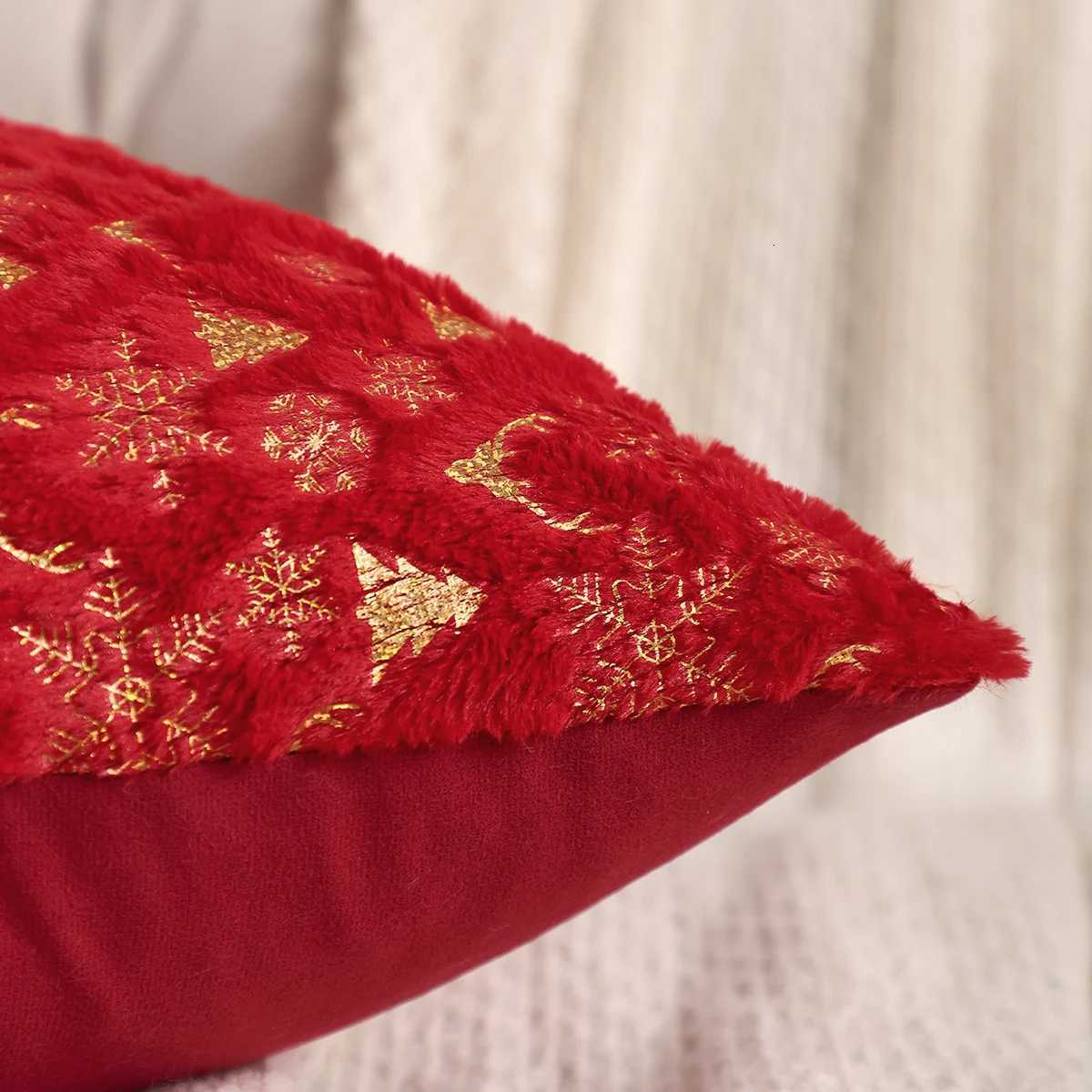 1 PC Christmas Throw Pillow Cover Winter Plush Bronzing Christmas Decoration Living Room Y251105