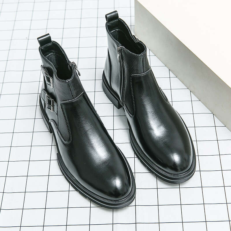 Men's oversized new casual leather shoes, fashionable men's British style Martin boots, trendy short boots