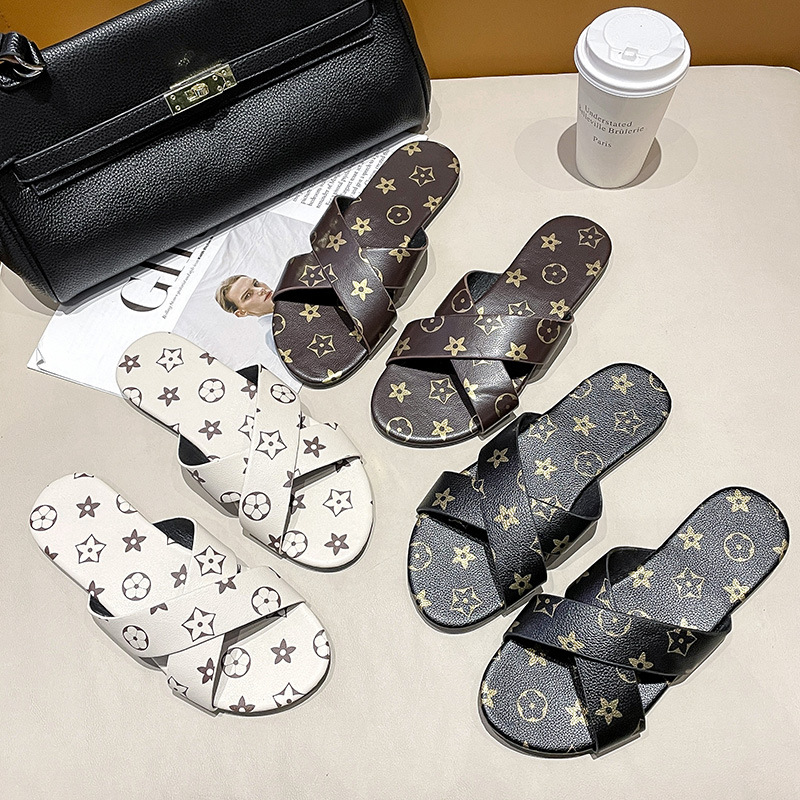 2025 Spring and Summer Star Toe-Loop Flat Popular Slippers Round Toe Non-Slip Sandals for Women