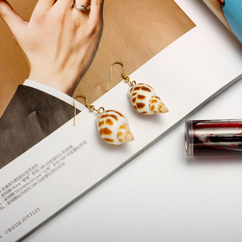 Ins Style Creative Natural Bohemian Flower Conch Summer Abalone Shell Earrings