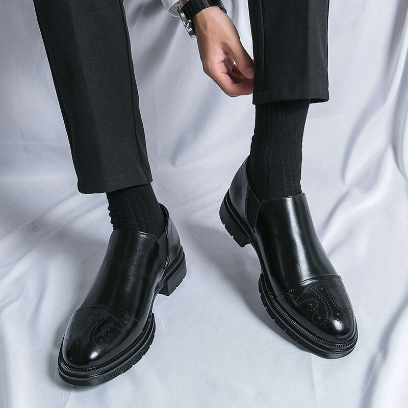Large Block Carved Leather for Men's 38-46 Business Dress, Wearing Lazy Wedding Shoes, Lefu Shoes
