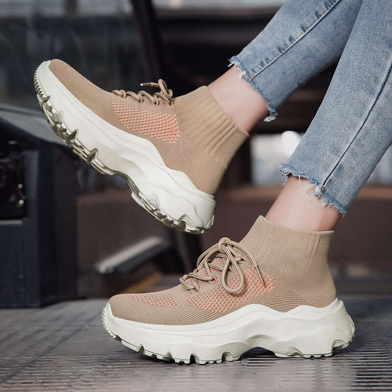 Large size Flyknit couple casual sports 2023 new spring autumn season one foot kick mid tube socks dad and women's shoes
