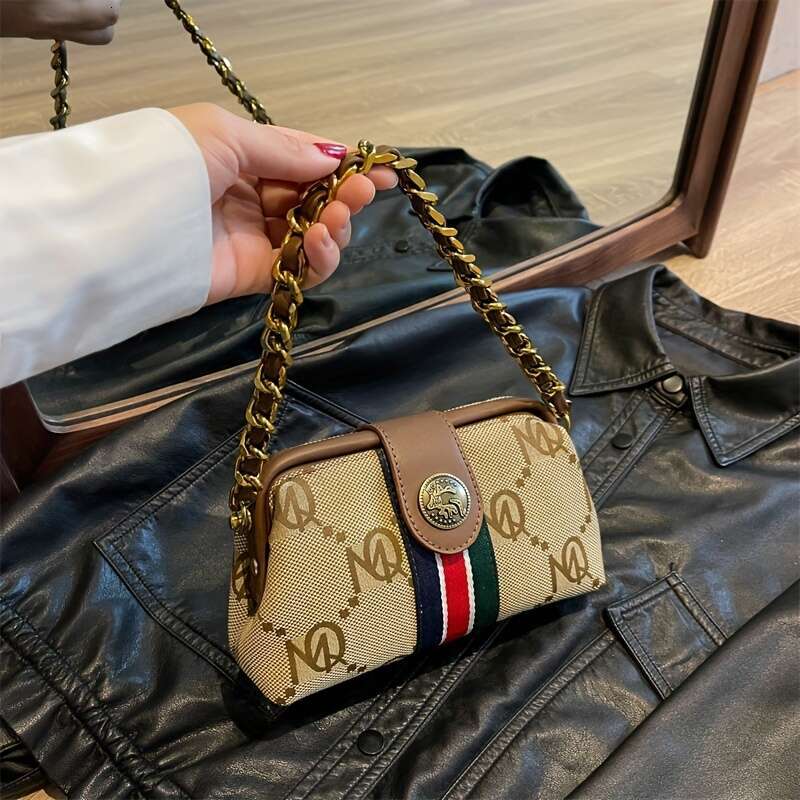 Women's Summer Crossbody Bag - Adjustable Chain Strap, Khaki Handbag, Magnetic Closure Design, gold Hardware Accessories, Suitable for Both Casua