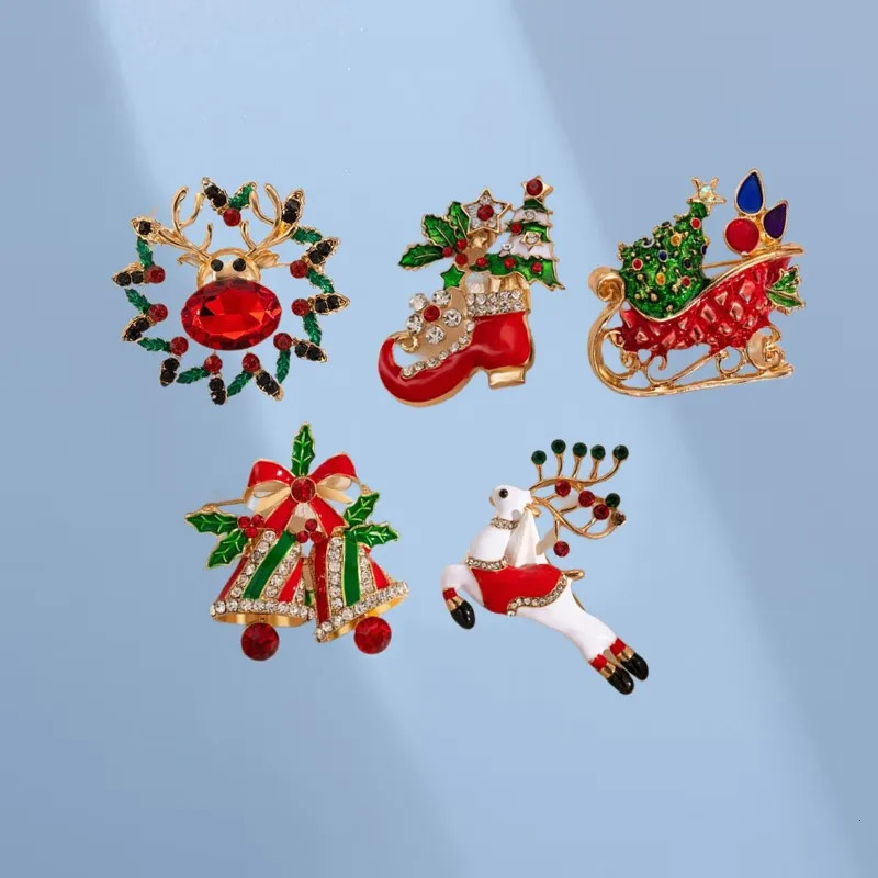 Christmas Hundreds of Jewelry Pins Fashion Boots Brooch Men and Women Accessories Holiday Gifts Wholesale 251104