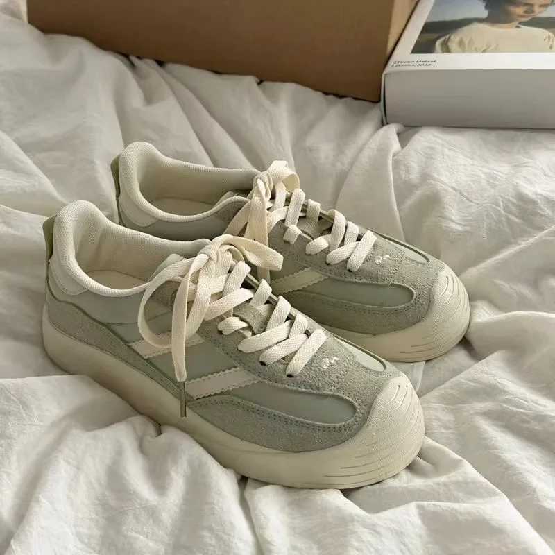 German Training Shoes Wens Summer New Breathable Casual Versatile Old Dad Shoes Trendy Exchangeable White Sneakers Y251105