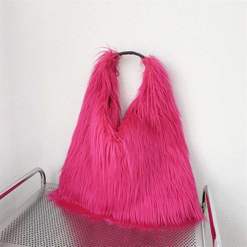 2025 Winter Soft Plush Women's Shoulder Bag Faux Fur Ladies Tote Underarm Bags Large Capacity Y2k Hot Girls Furry Handbags