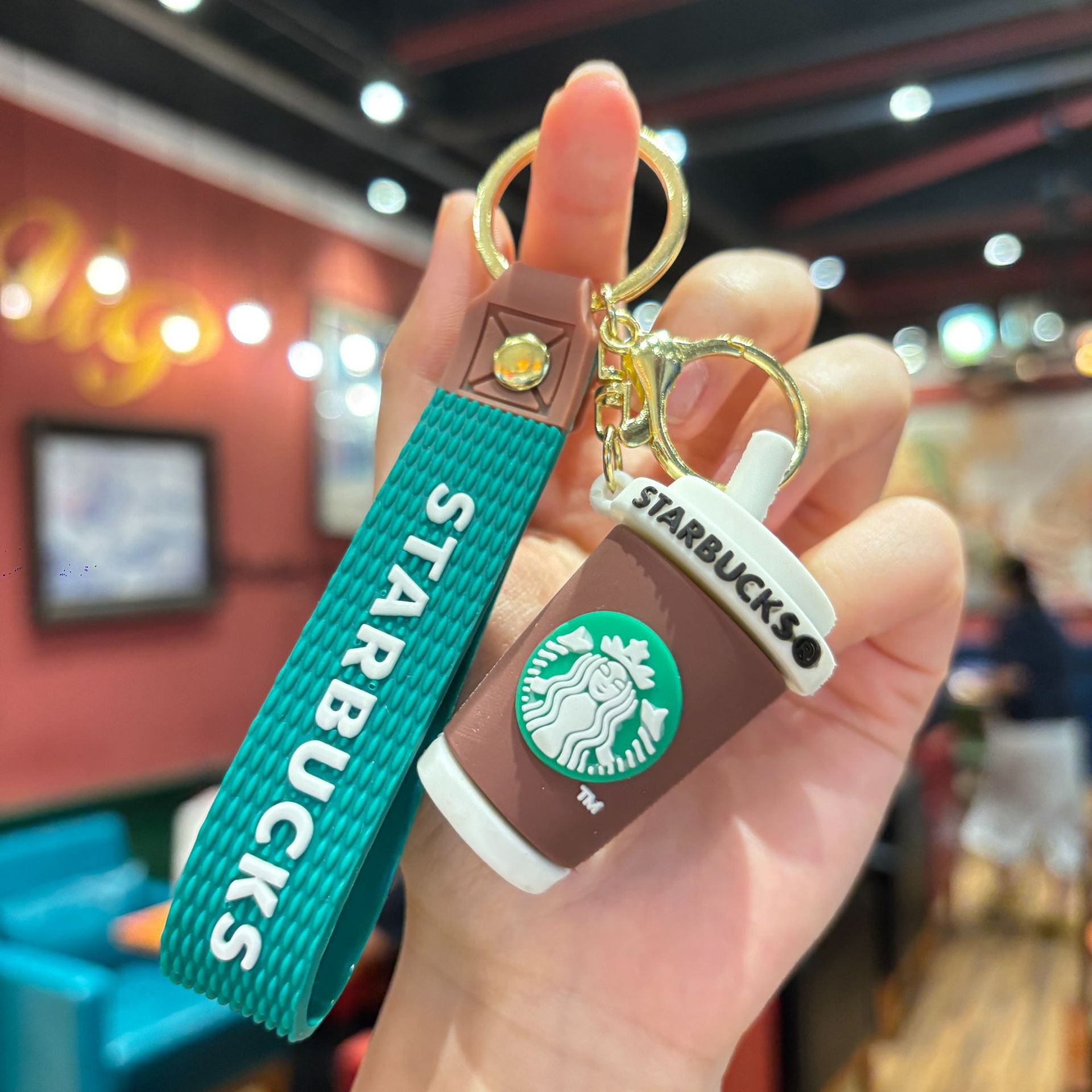 Hot Free shipping designer Keychain Cartoon Exquisite Car Keychain Milk Tea Cup Student Bag Pendant