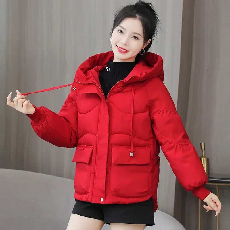 Women Winter Cotton Jacket Korean Loose Hooded Cotton Coat 2025 Winter New Warm Thickened Parkas Coat Women Plus Size Basic CoatT251105