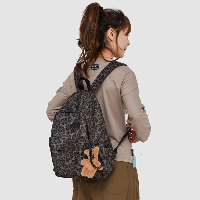 Leopard print Woman Backpack School Book Bags For Teenage Harajuku Female College Bag Student Lady leisure BagPack 251104