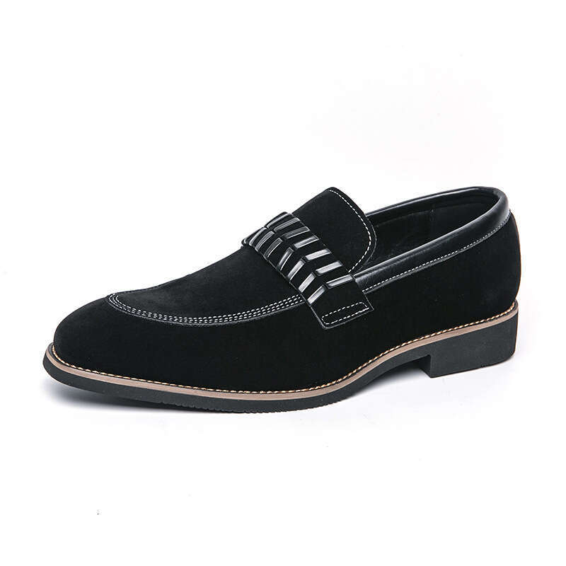 Large men's frosted leather 2024 Spring and Autumn new item, sizes 38-48, one foot lazy casual shoes for men
