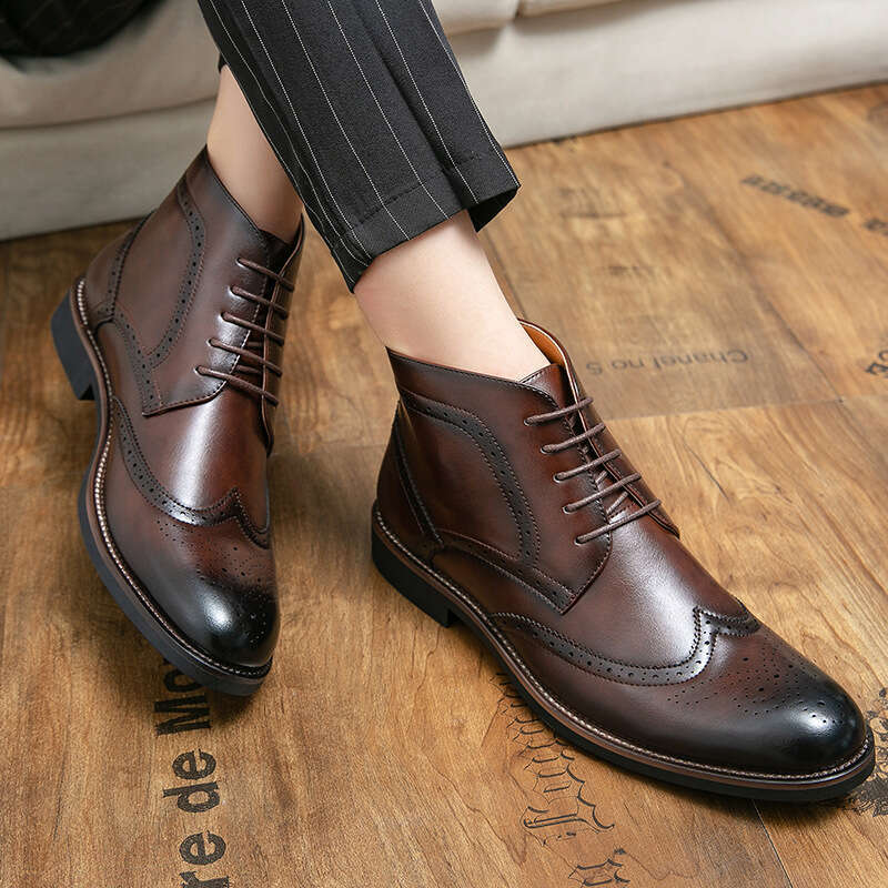 Large men's size 38-45 British style trendy Blok carved high top leather shoes Martin boots for men
