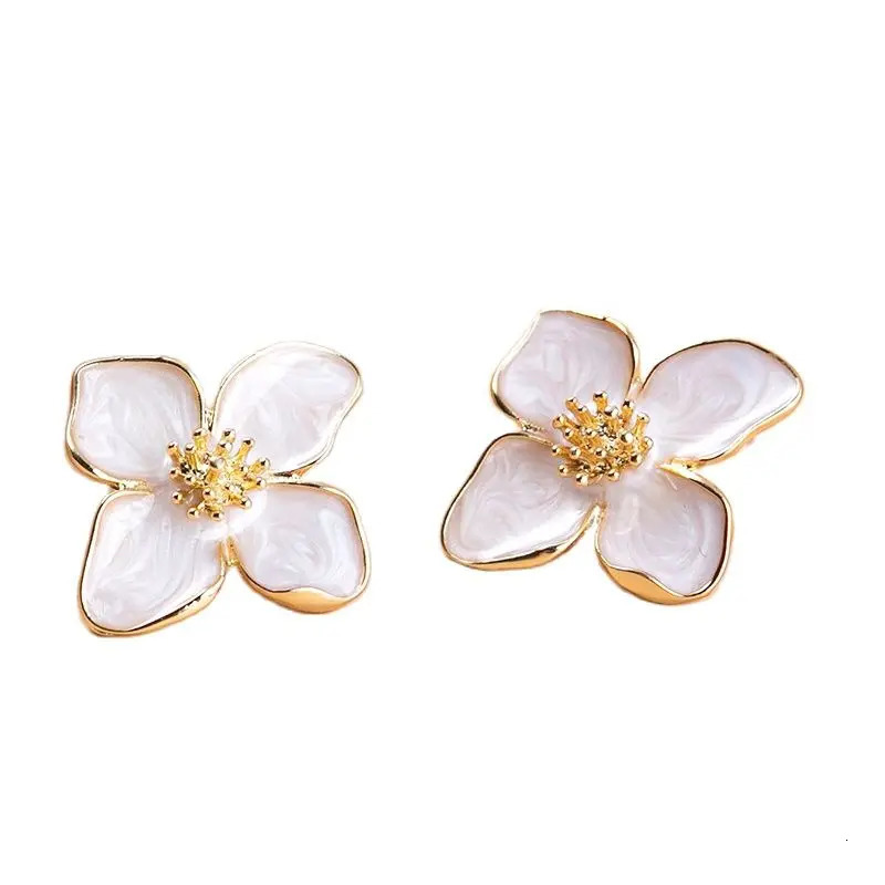 Obega flower earrings with pink and white studs spring summer trend cute jewelry for girls 250326