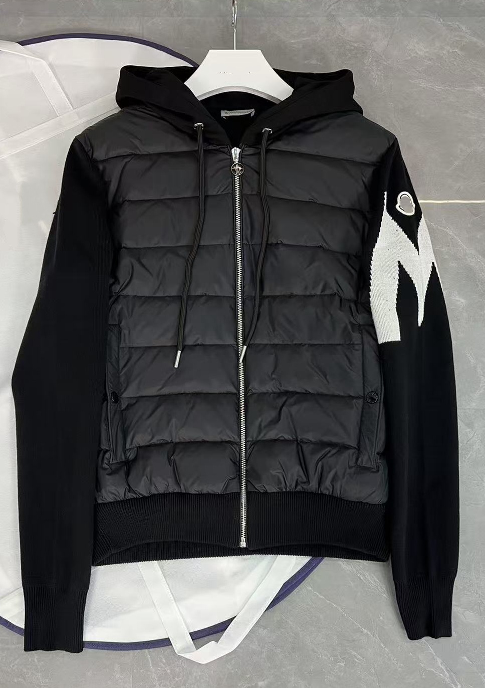 Coats 25aw High-Quality Designer New Trendy Knit Paneled Hooded Down Zipper Jacket Parkalo Men Lapel Casual Long Sleeve Cardigan Sport Outwear Tops