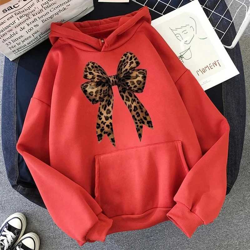 Bow Heart Love Leopard Print Hoodies Long Sleeve Funny Sweatshirts Streetwear Womens Casual Graphic Hooded Pullovers ClothesT251105