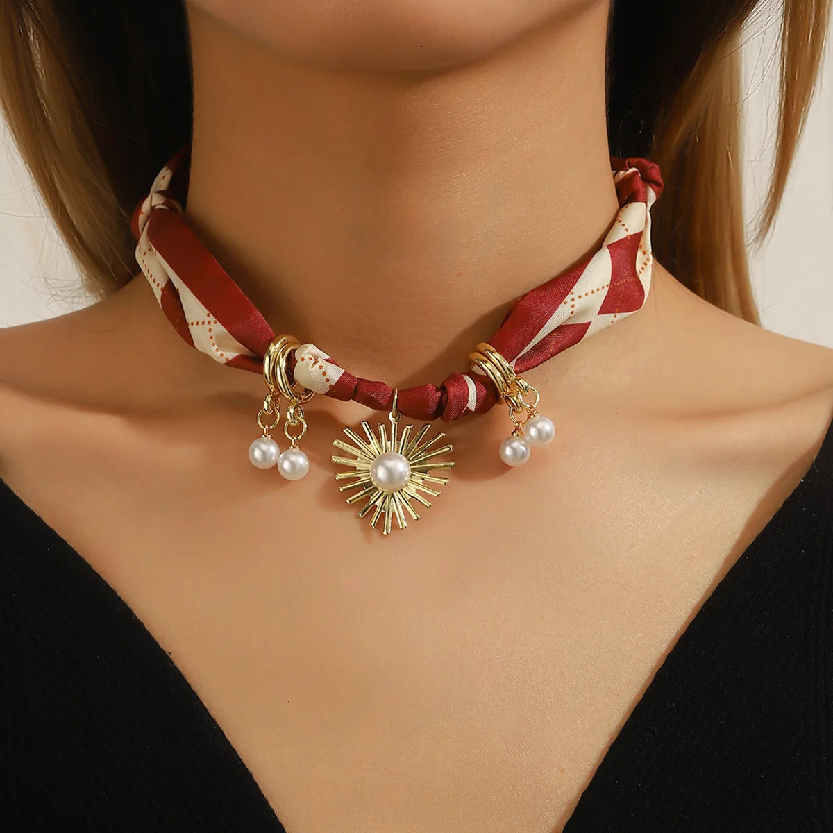 Bohemian Print Scarf Choker Retro Love Pearl Flowers Pendant Short Necklace For Women Fashion Handmade Jewelry 251031