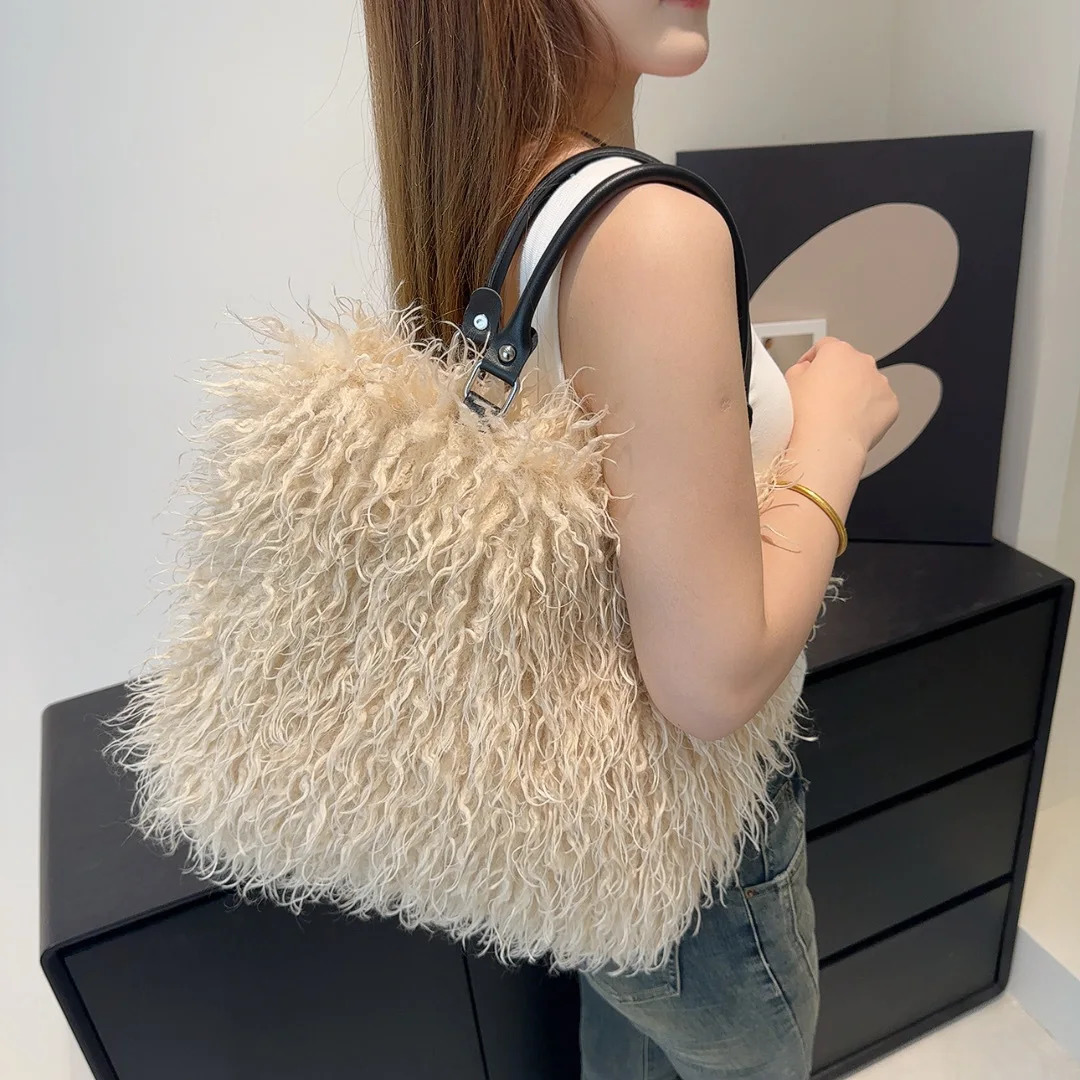 Faux Fur Tote Bag for Women Handbags Autumn Winter Plush Shoulder Crossbody Bags Shopper Purses 251104
