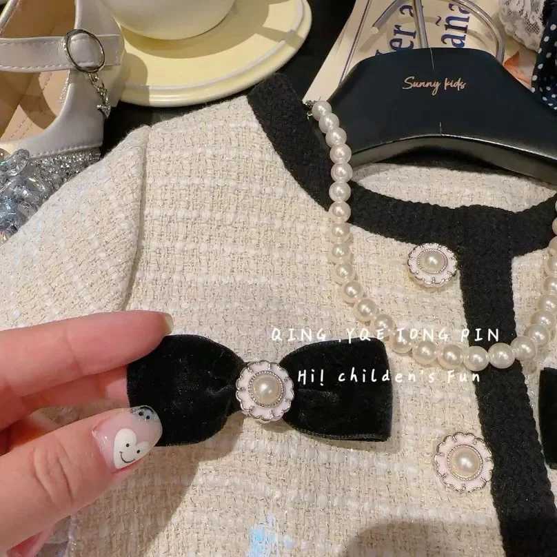 Korean Girls Small Fragrant Style Cardigan Skirt Set Baby Temperament 2024 Autumn Coat Short Skirt Two Piece New Set Y251105