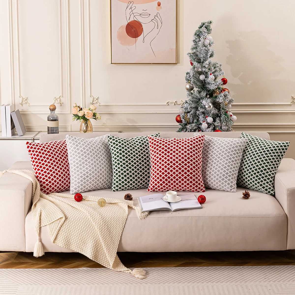 1pc Christmas red and white checkered plush jacquard pillow cover Christmas party decorative cushion without pillow core Y251105