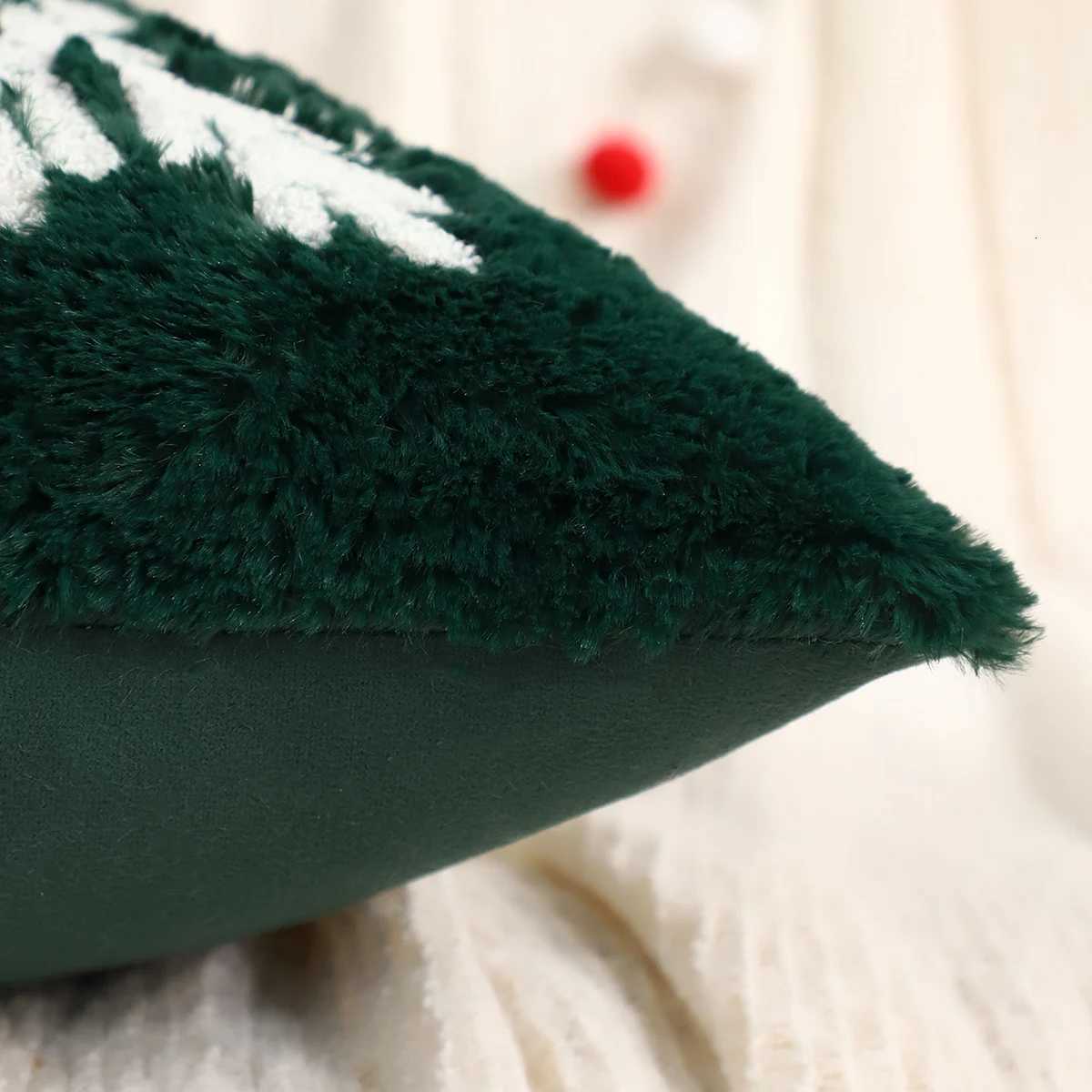 1 PC Christmas Throw Pillow Cover Plush Embroidery Snowflake Christmas Decoration Living Room Y251105