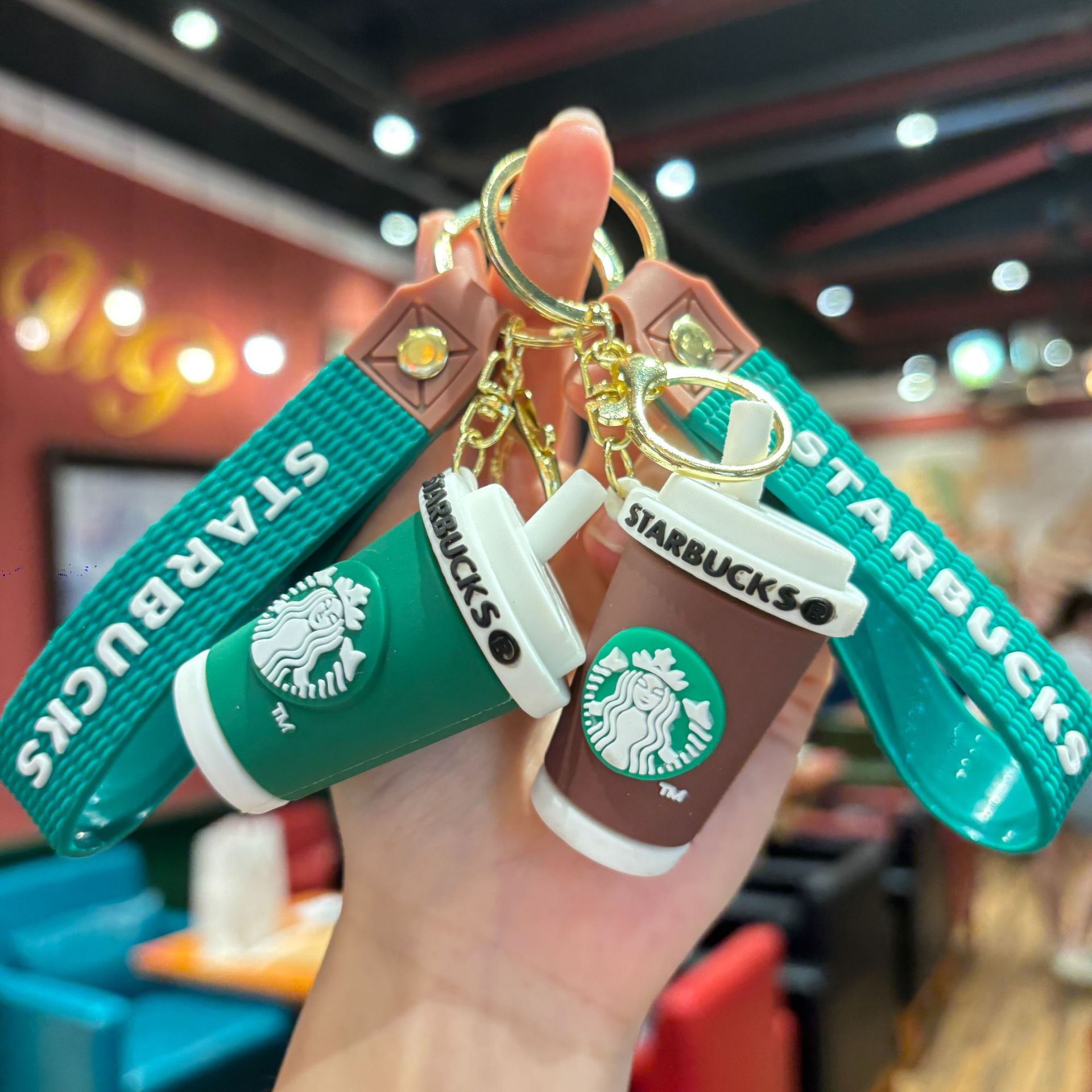 Hot Free shipping designer Keychain Cartoon Exquisite Car Keychain Milk Tea Cup Student Bag Pendant