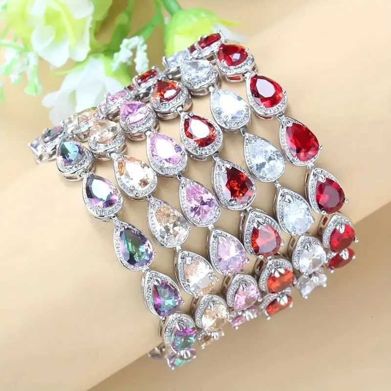 Elegant Shiny Water Drop Zircon Bracelet Fashionable Charm Jewelry Suitable for Daily and BanquetXJ251105