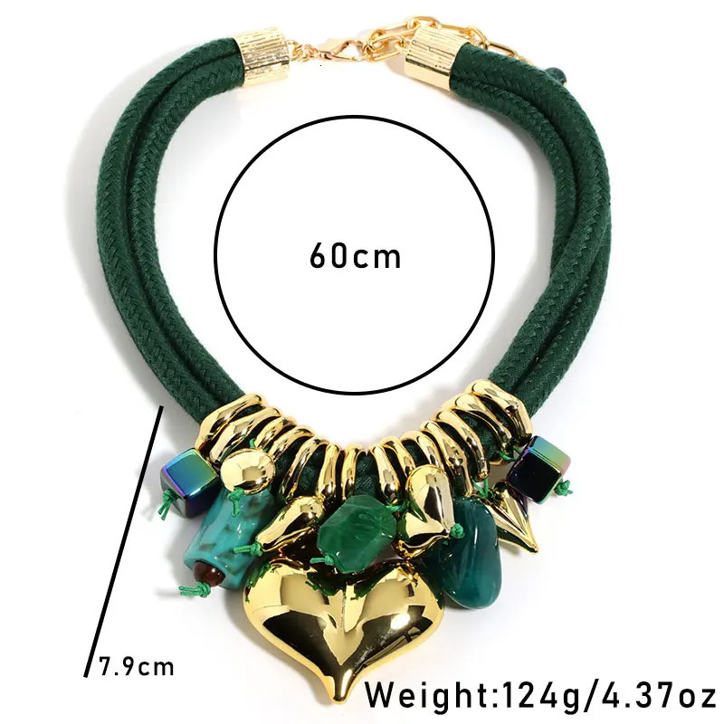 Statement Beaded Necklace Hearts Pendant for Woman Girl Wedding Party Jewelry 251031
