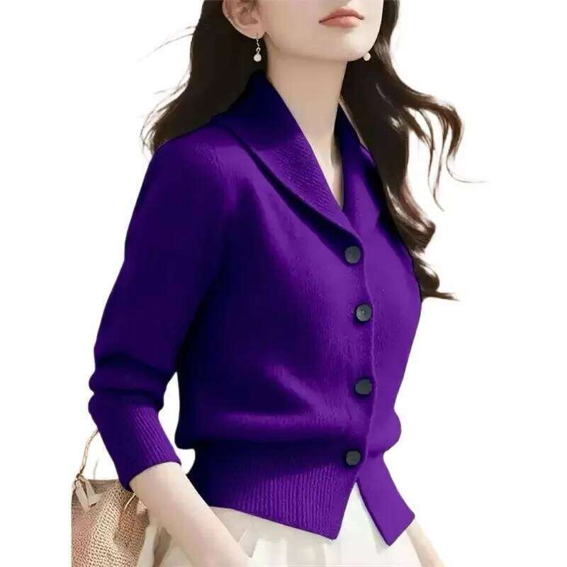 2025 New Spring Autumn Women Sweaters Elegant Solid Color Lapel Long Sleeved Knitted Cardigan Jacket Korean Female Knitwear Tops Designer Sweater Bear