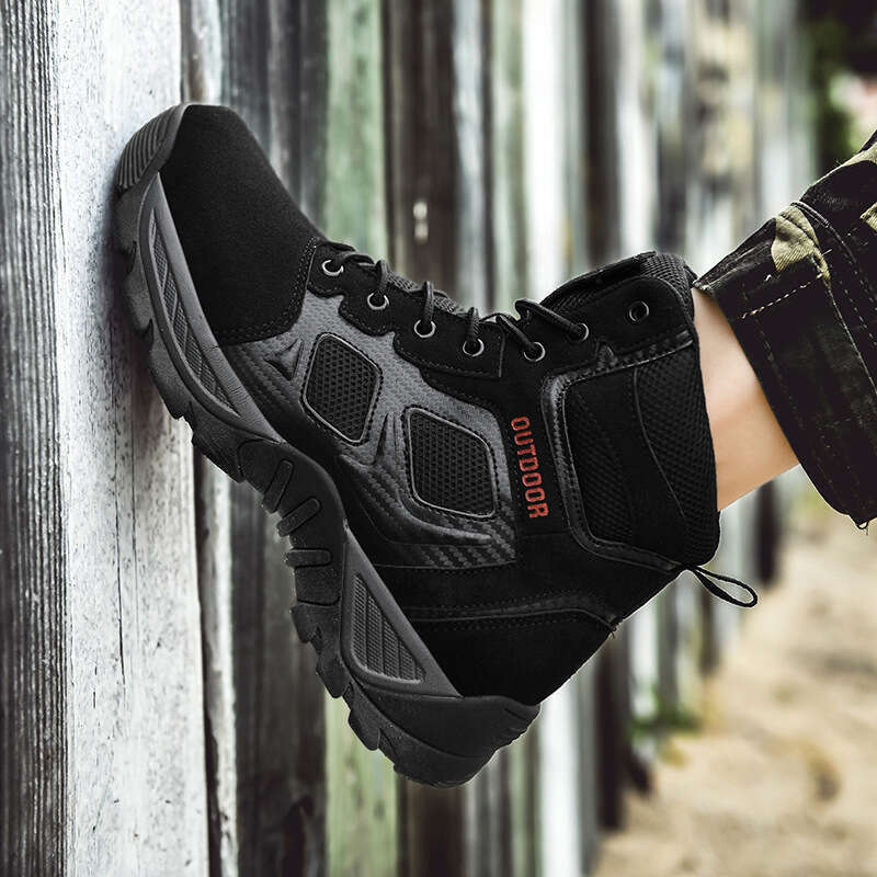 Men's oversized winter new shoes, fashionable high top outdoor combat boots, trendy lace up training boots