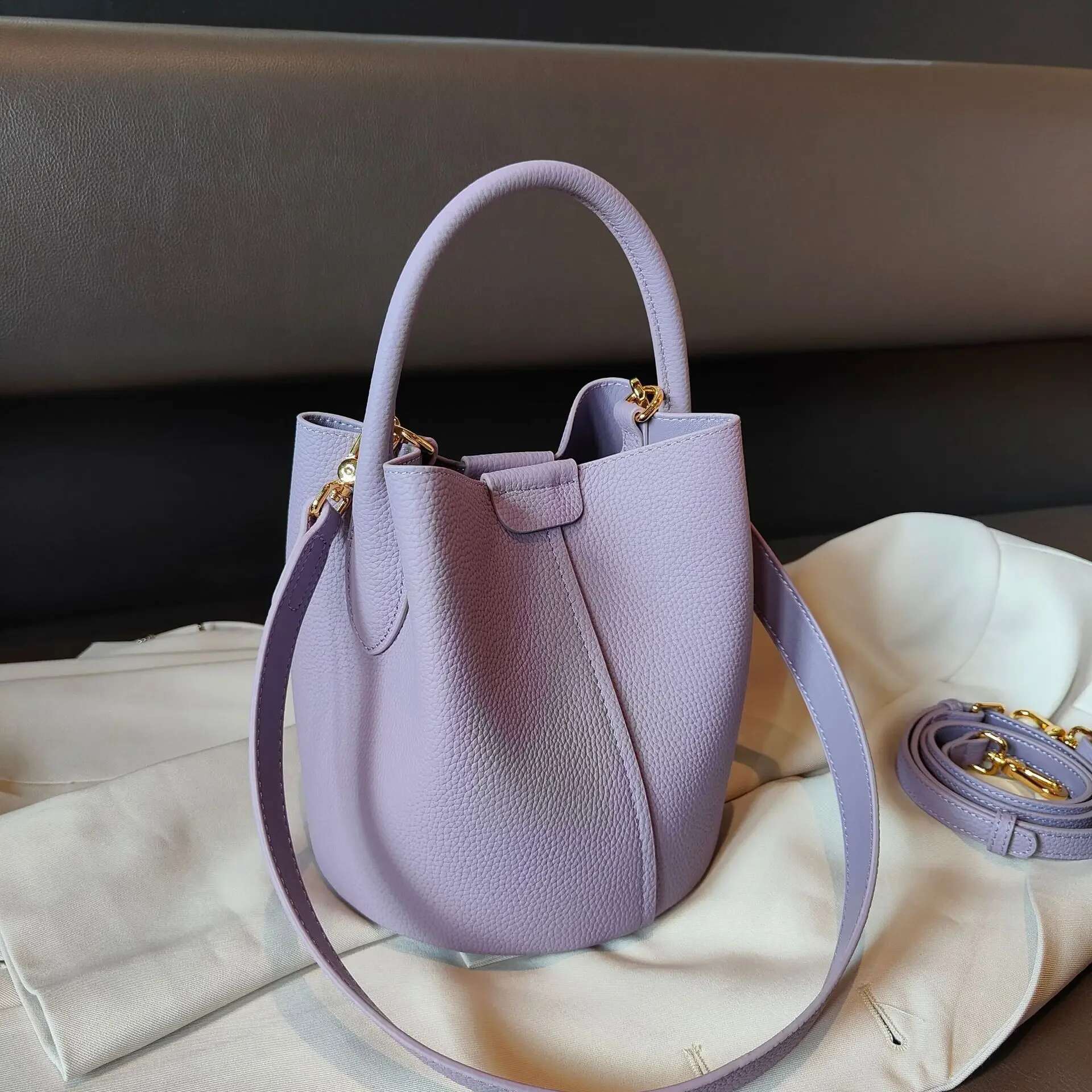 Noble Lavender Purple Round Bucket Tote Small Elegant Cowhide Leather Women's Shoulder Crossbody Fashion Ladies Hand Bag