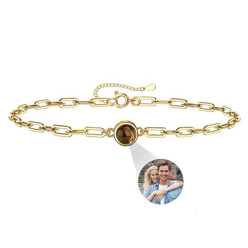 Custom Photo Bracelet Personalized Photo Circle Projection Bracelet Round Pendant With Colored Picture Customized BraceletXJ251105