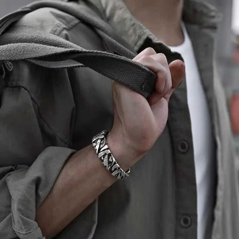 Creative Vintage Silver Plated Irregular Twisted Bandage Cuff Bracelet Mens Cuff Adjustable Bangles Casual Sports Jewelry GiftXJ251105
