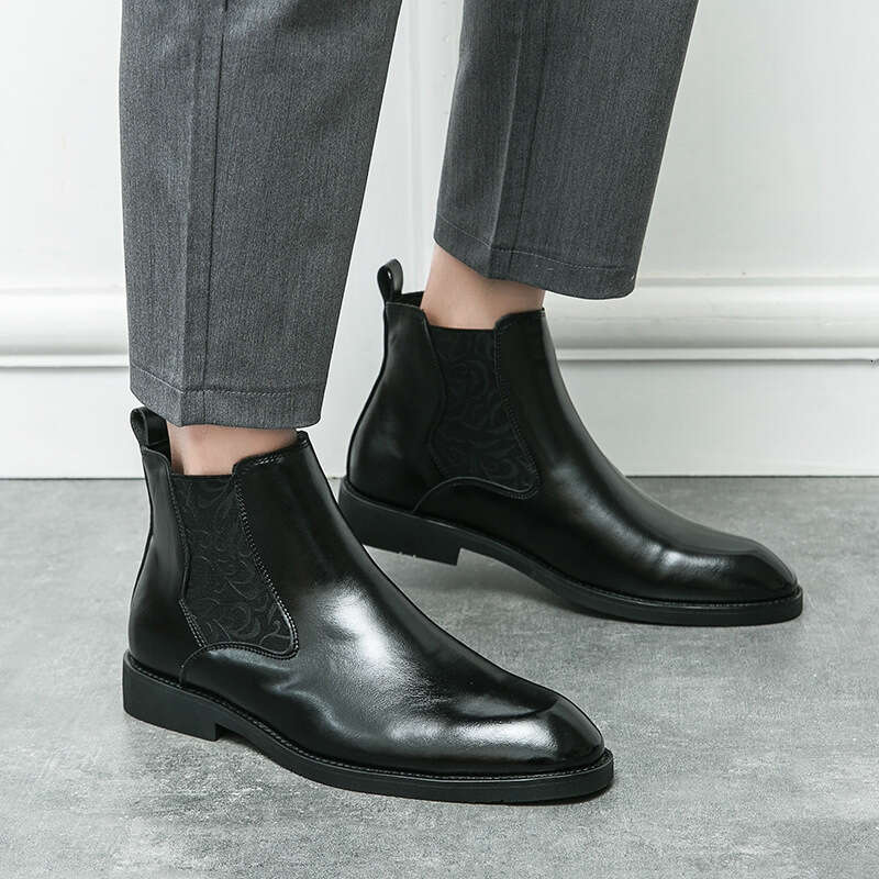 Large size elastic band carved Chelsea boots for men, sizes 38-46, business formal boots, British high top leather shoes